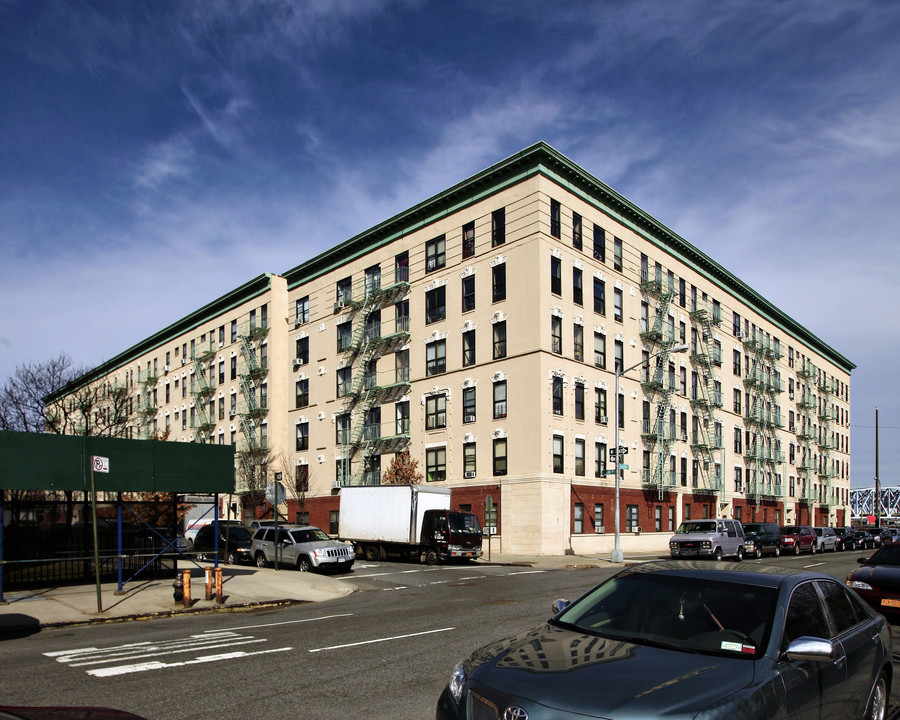 The East River Apartments in New York, NY - Building Photo