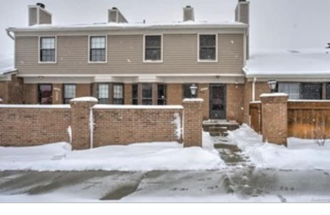 22130 Edgewater