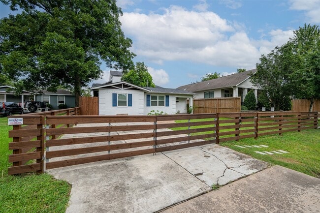 property at 1207 Archer St