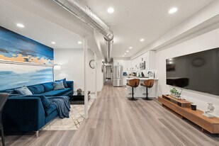 1543 N Claremont Ave in Chicago, IL - Building Photo