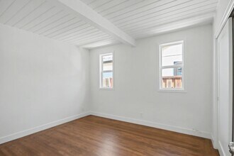 1125 Henderson Ave in Menlo Park, CA - Building Photo - Building Photo