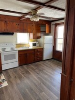 10.5 Bentley St, Unit #3 in Salem, MA - Building Photo