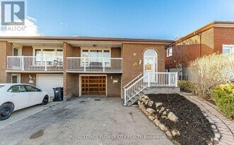 18 Prouse Dr in Brampton, ON - Building Photo