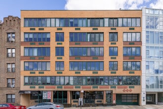 6911 Shore Rd in Brooklyn, NY - Foto de edificio - Building Photo