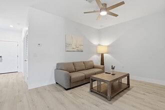 7885 Mahogany Run Ln, Unit SI FL2-ID1494628P in Naples, FL - Building Photo - Building Photo