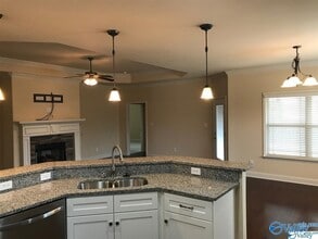 467 E Mossyleaf Dr SW in Huntsville, AL - Building Photo - Building Photo
