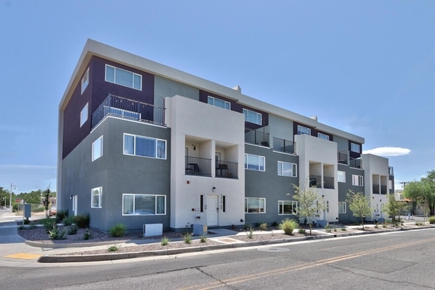 TownHomes Nob Hill