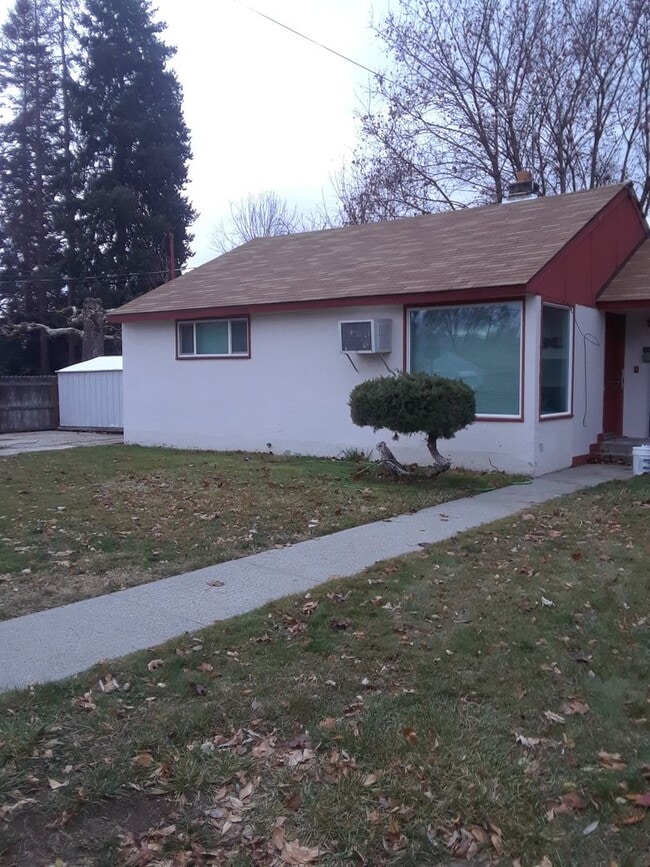 property at 30 Martin Pl