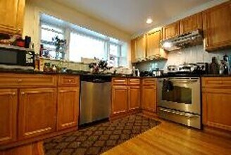 39 Addington Rd in Brookline, MA - Building Photo - Building Photo