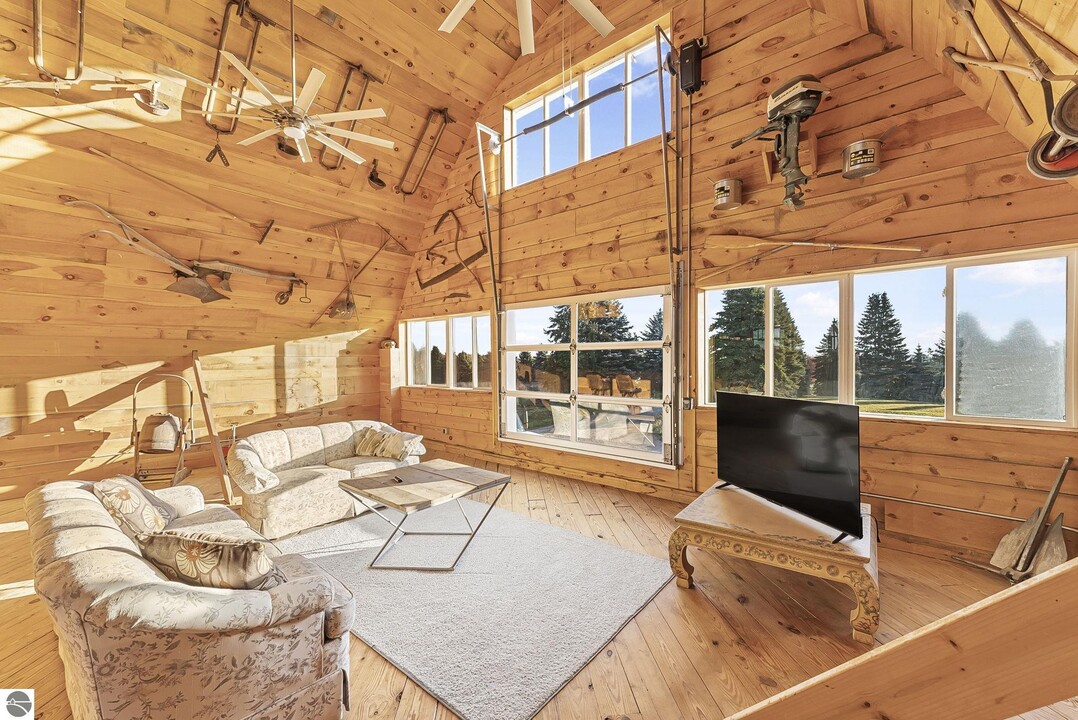 0000 Montague Rd in Traverse City, MI - Building Photo