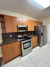3549 Forest Hill Blvd in Palm Springs, FL - Building Photo - Building Photo