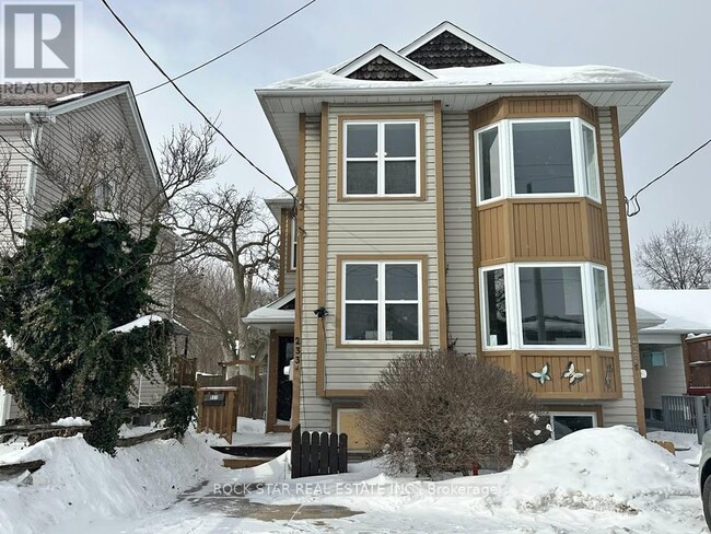 property at 233-A Vine St