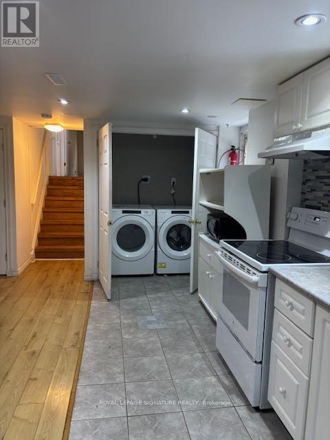 118 Redgrave Dr in Toronto, ON - Building Photo - Building Photo