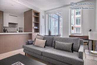 390 Harrison Ave in Boston, MA - Building Photo - Building Photo