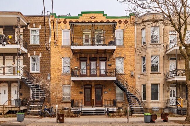 5287-5297 4E Av