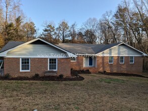 3188 Bomar Rd in Douglasville, GA - Building Photo - Building Photo