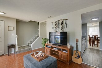 4635 Glanmire Dr in Virginia Beach, VA - Building Photo - Building Photo