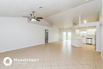 1610 NE 43rd Terrace in Cape Coral, FL - Building Photo - Building Photo