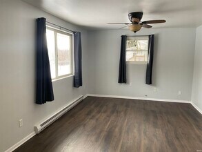 7316 Riverton Dr in Fort Wayne, IN - Foto de edificio - Building Photo