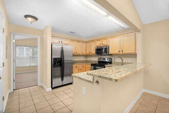 1114 S College St in Auburn, AL - Building Photo - Building Photo