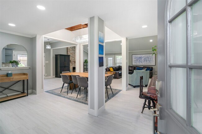 3027 Kenross St in Houston, TX - Building Photo - Building Photo