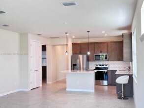 4139 Silver Maple Wy in Vero Beach, FL - Building Photo - Building Photo