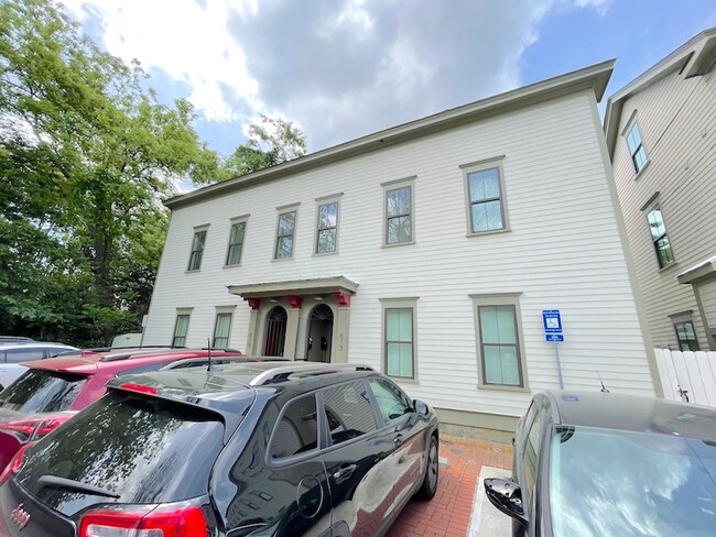 property at 613 E Duffy Ln