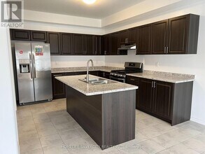 178 Seeley Ave in Southgate, ON - Building Photo - Building Photo