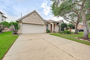 1410 Greenway Village Dr in Katy, TX - Building Photo
