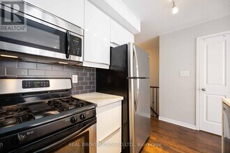 23 Frances Loring Ln in Toronto, ON - Building Photo - Building Photo