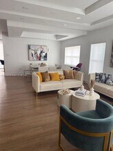 6901 NW 112th Ave in Doral, FL - Building Photo - Building Photo