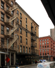 44 N Moore St in New York, NY - Foto de edificio - Building Photo