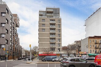 639 4th Ave in Brooklyn, NY - Building Photo - Building Photo