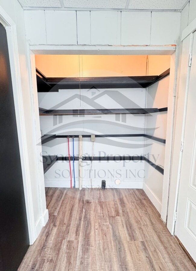 211 John St in Crestline, OH - Building Photo - Building Photo