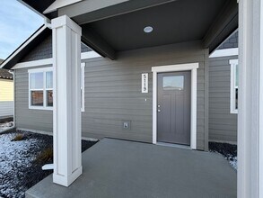 5119 E Rigel Ln in Post Falls, ID - Building Photo - Building Photo