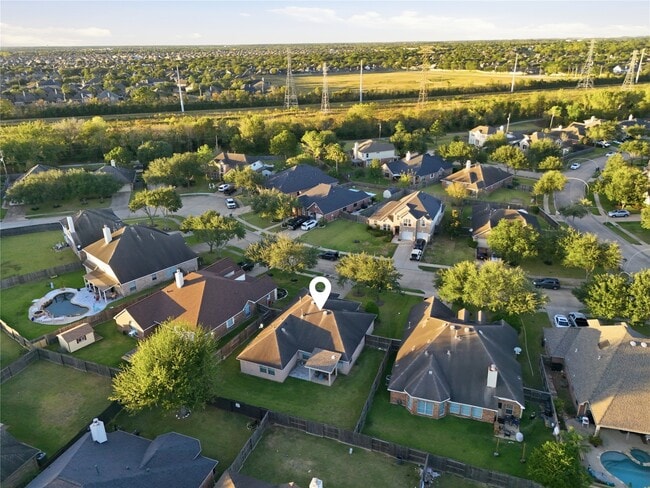 property at 5755 Lightstone Ln