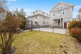 130 Sutton St in Providence, RI - Building Photo - Building Photo