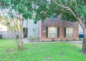 AUGUST PRE-LEASE!  4 Bedroom/3.5 Bathroom  in College Station, TX - Building Photo