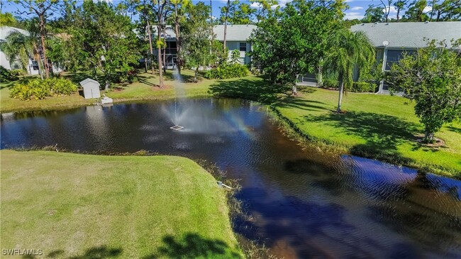 7074 Nantucket Cir in North Fort Myers, FL - Foto de edificio - Building Photo