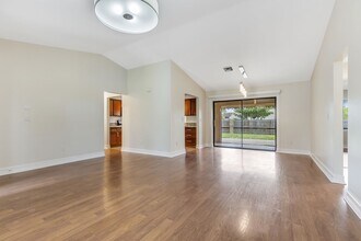 2896 49th St SW in Naples, FL - Building Photo - Building Photo