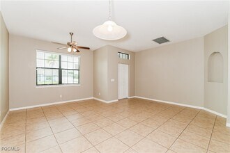 3724 SW 12th Ave in Cape Coral, FL - Building Photo - Building Photo