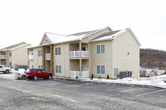 Park Place at Meadowlands in Washington, PA - Foto de edificio - Building Photo