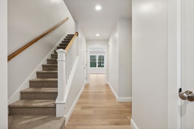 property at 24 Foliage Way