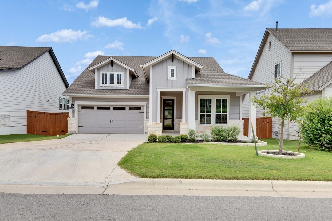 265 Moonlit Stream Pass in Dripping Springs, TX - Building Photo