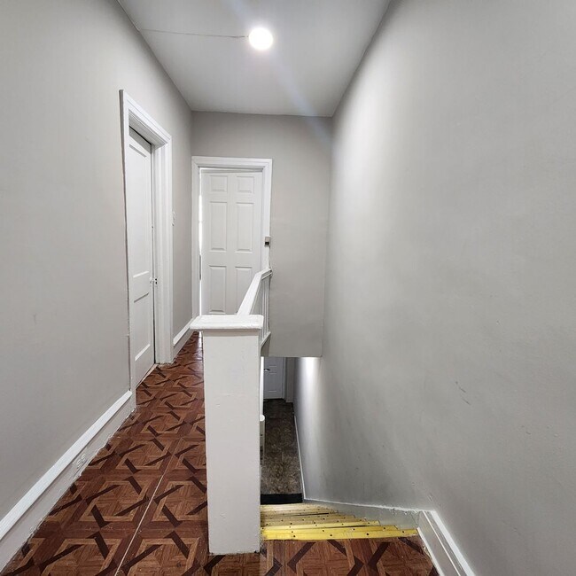 1666 Orthodox St