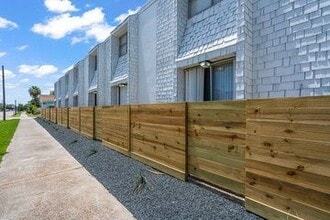 928 Postoffice St in Galveston, TX - Building Photo - Building Photo