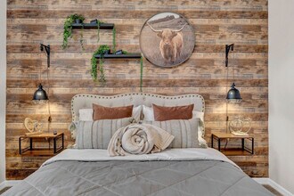 9763 Magnolia Blossom Dr, Unit SI FL1-ID1475282P in Tampa, FL - Foto de edificio - Building Photo