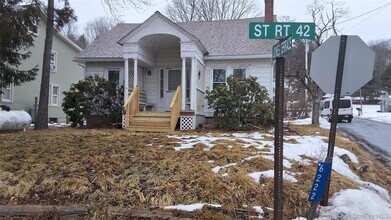 6222 NY-42 in Fallsburg, NY - Building Photo - Building Photo