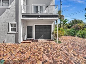 301 SE 22nd St in Fort Lauderdale, FL - Building Photo - Building Photo
