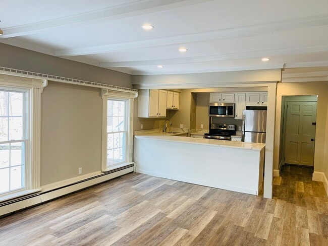 2015 Quechee Main St, Unit 2